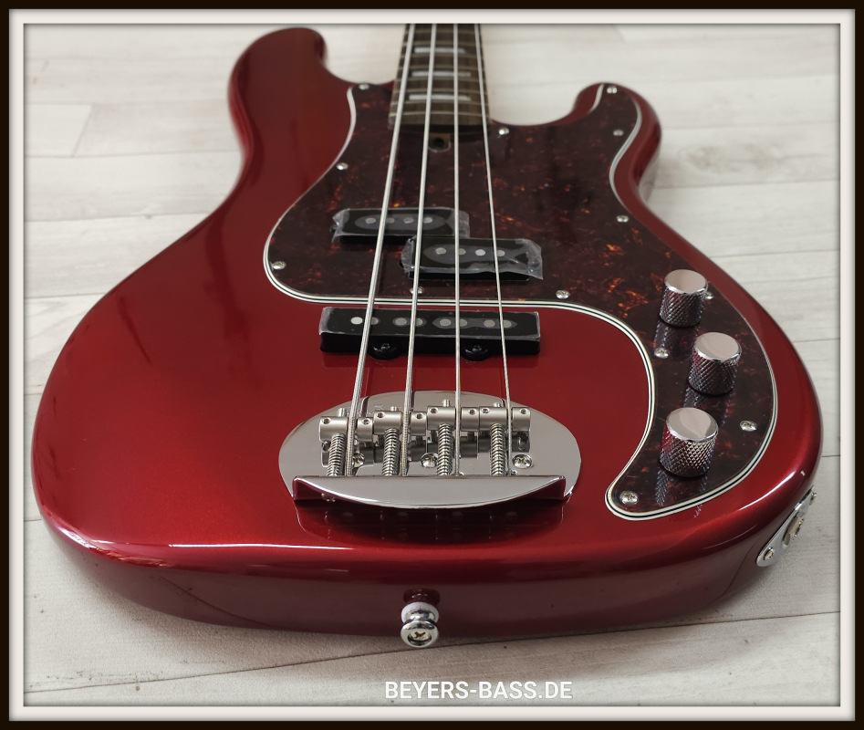 Lakland Skyline 44-64C Custom, Candy Apple Red Gloss